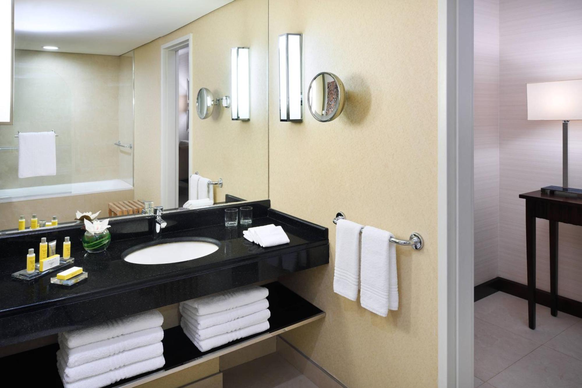 Riyadh Marriott Hotel Ngoại thất bức ảnh